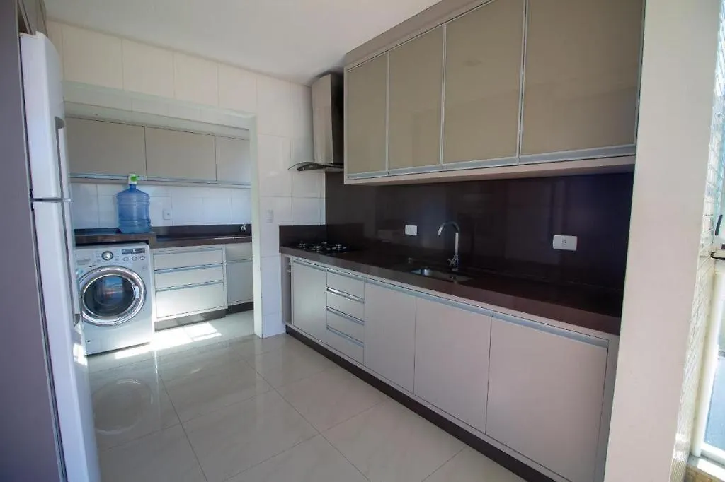 Belíssimo Apartamento com Vista para o mar-1