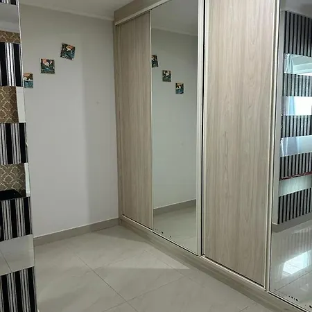 Belíssimo Apartamento com Vista para o mar-2